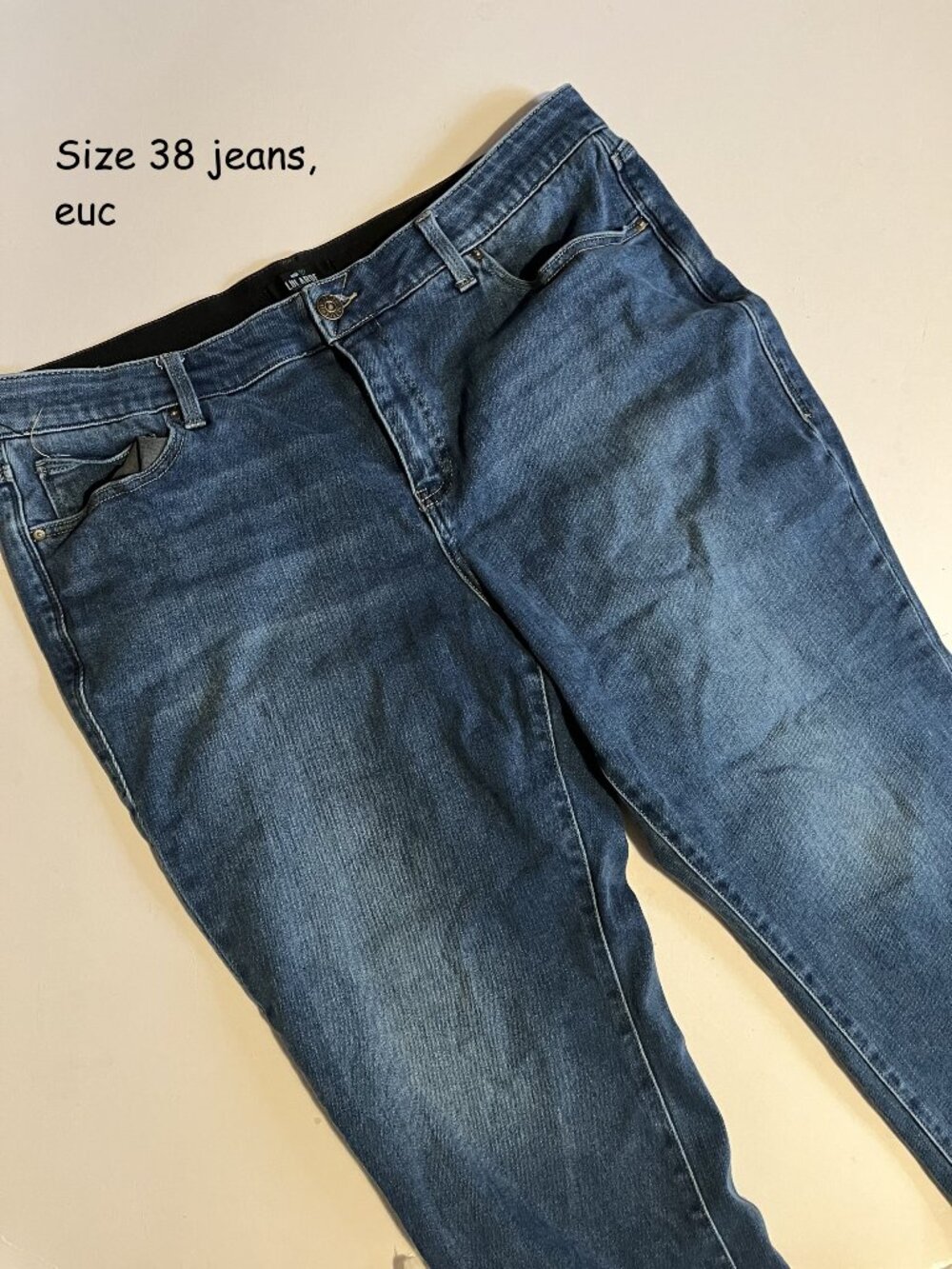 Size 38 Lularoe denim jeans, blue, no distressing (226)
